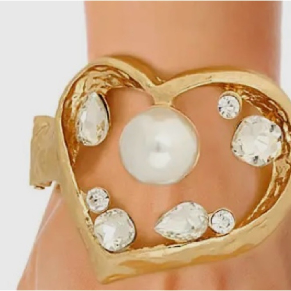 Gold Heart Bracelet with Crystals